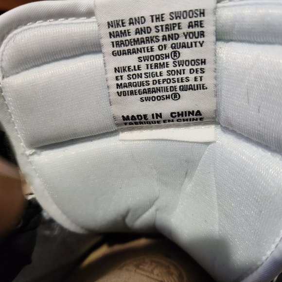 NIKE WMNS AIR JORDAN 1 HIGH OG TWIST PANDA 2019 CD0461-007 - Picture 2 of 6